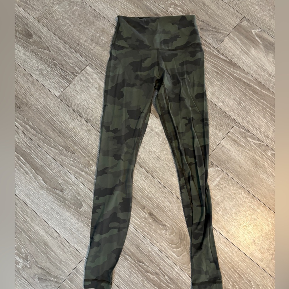 lululemon camo aligns leggings